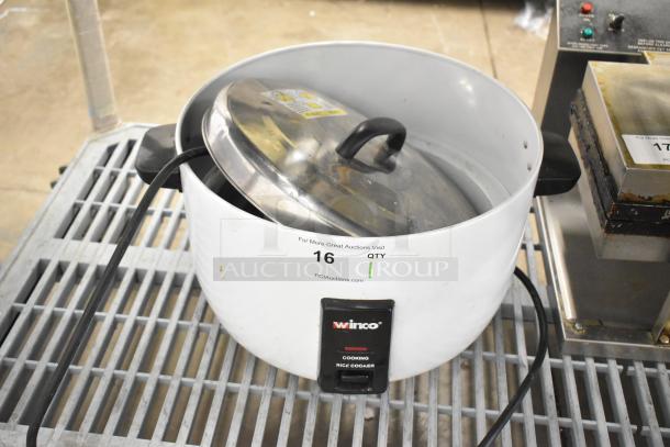 Winco RC-P300 countertop electric rice cooker, 110 volts, 1 phase, white exterior, with lid and power cord, used condition.