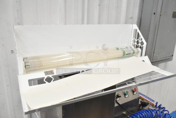 Gardner WS-95 Bug Zapper, 120 Volts, 1 Phase, in good condition with visible bulbs and controls, model labeling present.