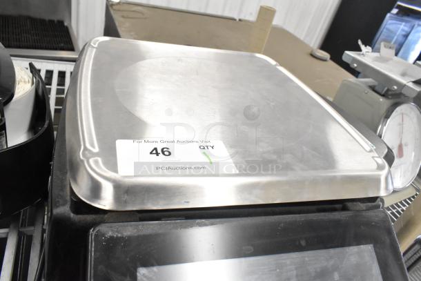 2016 Hobart HTi-7LH commercial countertop food portioning scale, stainless steel, tested working, voltage 120/208-240.