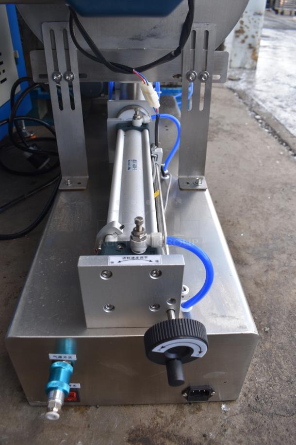 G1WG Countertop Quantitative Filling Machine, 100V, 1 Phase, Model G1WG; features control knob and tubing connections.