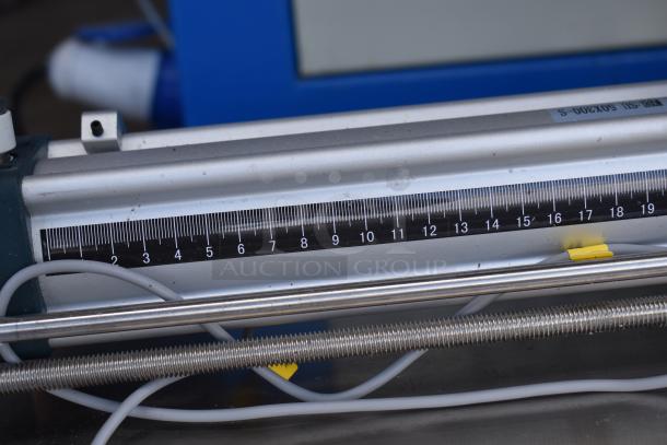 G1WG Countertop Quantitative Filling Machine, 100 Volts, 1 Phase, Model G1WG, features a precise measurement scale.