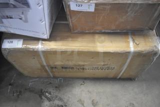 Regency 600CDT36L Clean Dish Table boxed, 16 gauge steel, 3-foot, left drainboard. Brand new, scratch and dent condition.