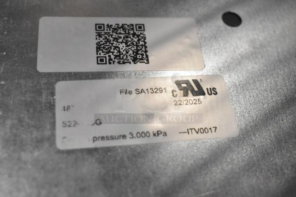 Avantco Ice condenser labels; includes QR code, file number SA13291, pressure info, and UL certification marking.