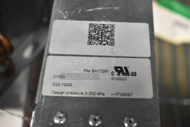 Avantco Ice condenser with label showing model 31531, design pressure 3,000 kPa, and QR code. Brand new condition.