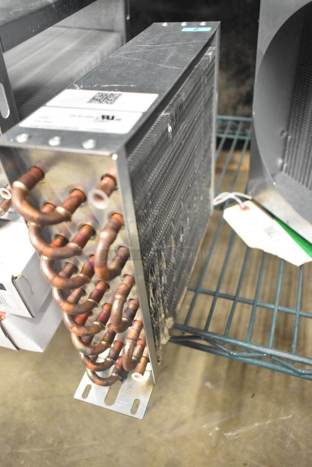 Avantco Ice condenser unit, new, with copper tubing and metal casing. Suitable for EUC-H-230-A, EUC-F-230-A models.