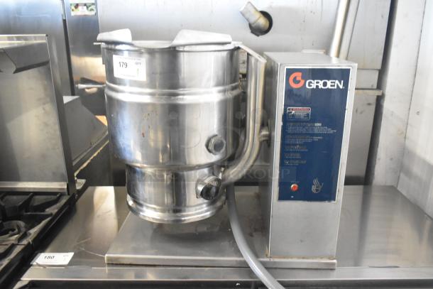 Groen TDB-20 Commercial 20 Quart Steam Kettle, stainless steel, with control panel, used condition, visible labeling.