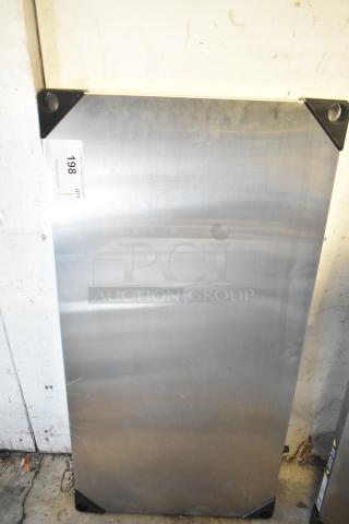 BRAND NEW Metro 461HS1836 Super Erecta Heated Shelf, 18"x36", stainless steel, 120 Volts, 1 Phase, scratch and dent condition.