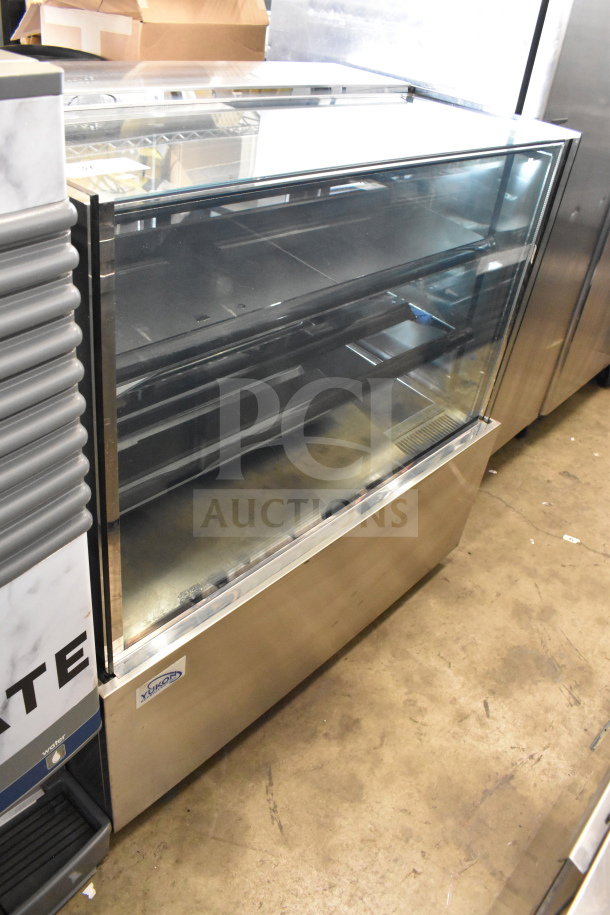 Yukon commercial deli display case merchandiser, glass front, 115V, 1 phase, in good condition.