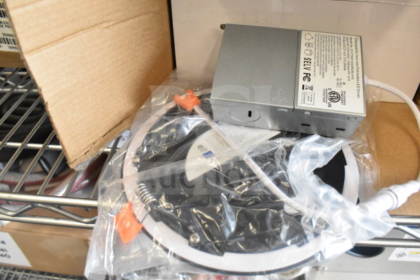 IN ORIGINAL BOX! ZY-PTM012GDW280-A15 Changeable Color and Dimmable LED Driver, new condition, with visible safety labels.