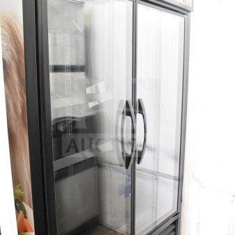 2021 True TVM-48SL-HC 2 Door Reach In Cooler Merchandiser, commercial grade, 115 volts, excellent condition.