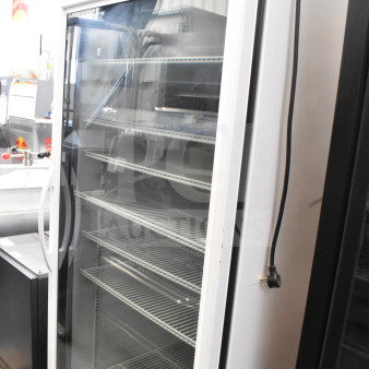 2021 True TSCI-600R-G-PH commercial reach-in cooler with glass door, adjustable shelves, 115V, 1 phase, excellent condition.