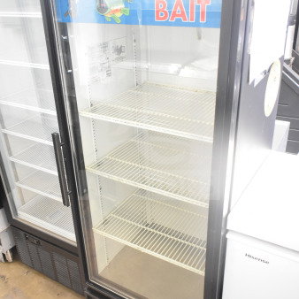 True GDM-12 single door cooler merchandiser with glass front, shelves, and “Live Bait” signage. Model GDM-12, 115V, 1 Phase.