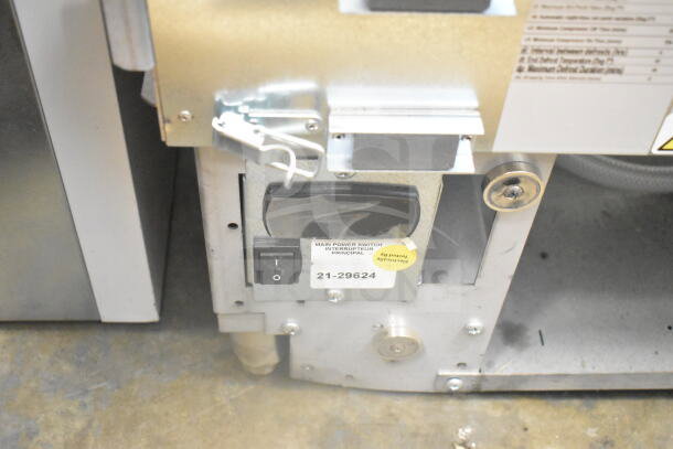 Structural Concepts NR6051RRSV.8106 deli display case, 120V, 1 phase. Features main power switch and ID label 21-29624.