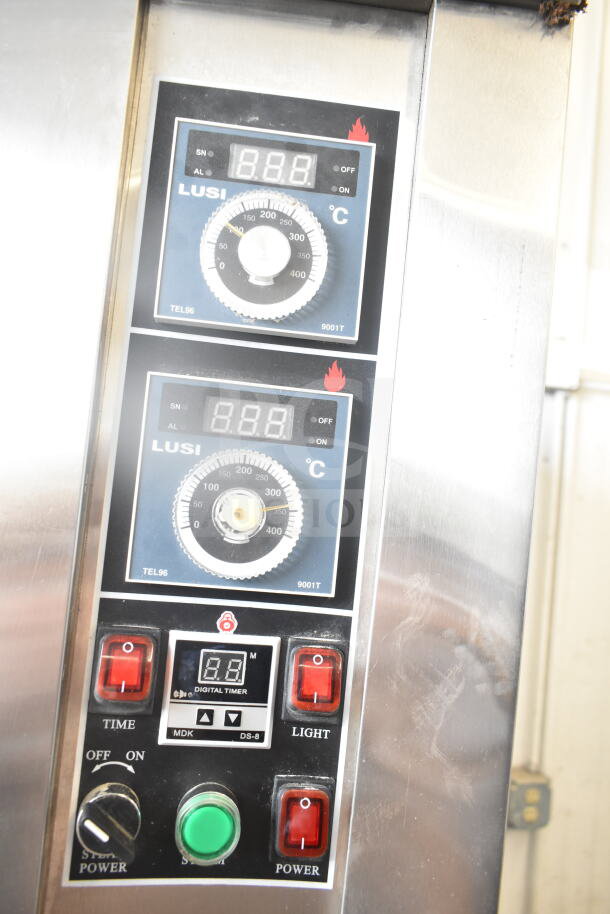 Lusi YCO-4-16D commercial propane gas oven controls, featuring temperature dials and digital timer, in good condition.