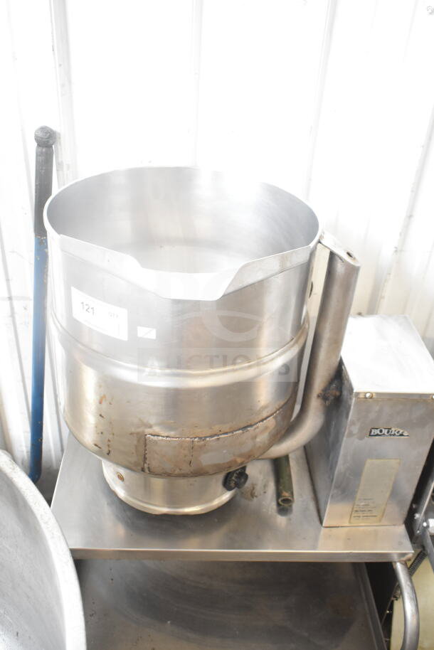 Groen TD3/7-40 commercial 40-quart tilting kettle, stainless steel, 208V, 3-phase. Visible label: "121 QTY."