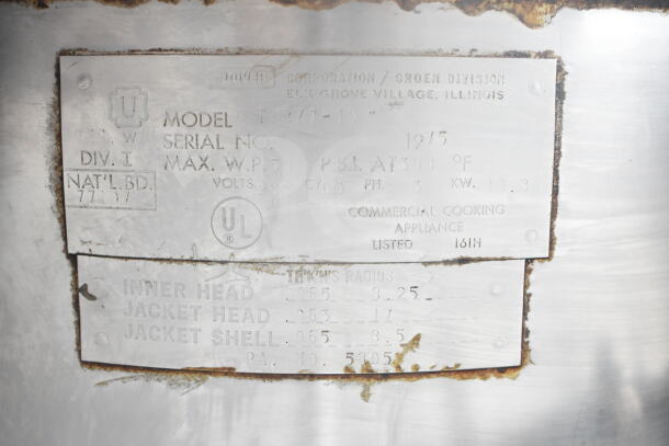Groen TD3/7-40 Commercial Tilting Kettle label showing model, serial number 1975, 208V, 3 Phase, UL listed.