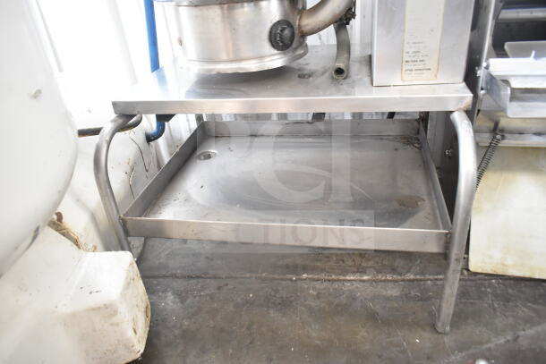 Groen TD3/7-40 Commercial 40 Quart Tilting Kettle, 208 Volts, 3 Phase, stainless steel, used condition, slight wear visible.