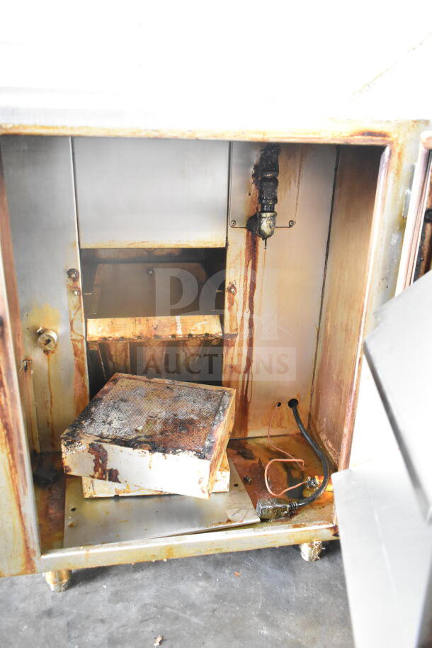 Autofry FFG-10 commercial ventless fryer, electric, 208/240V, 1-phase, interior rust, requires maintenance.