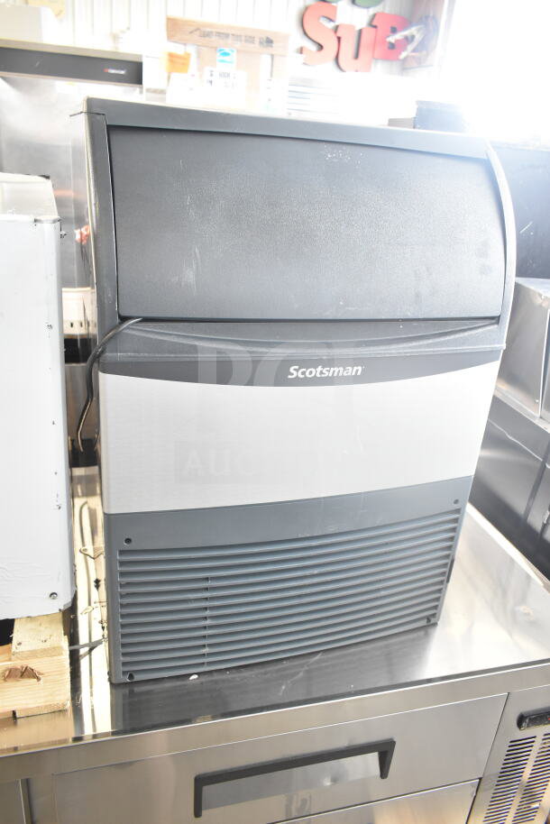 BRAND NEW Scotsman UC2024MAX-1A ice machine, 80 lb. bin, 227 lb. capacity. Scratch and dent condition. 115V, 1 phase.