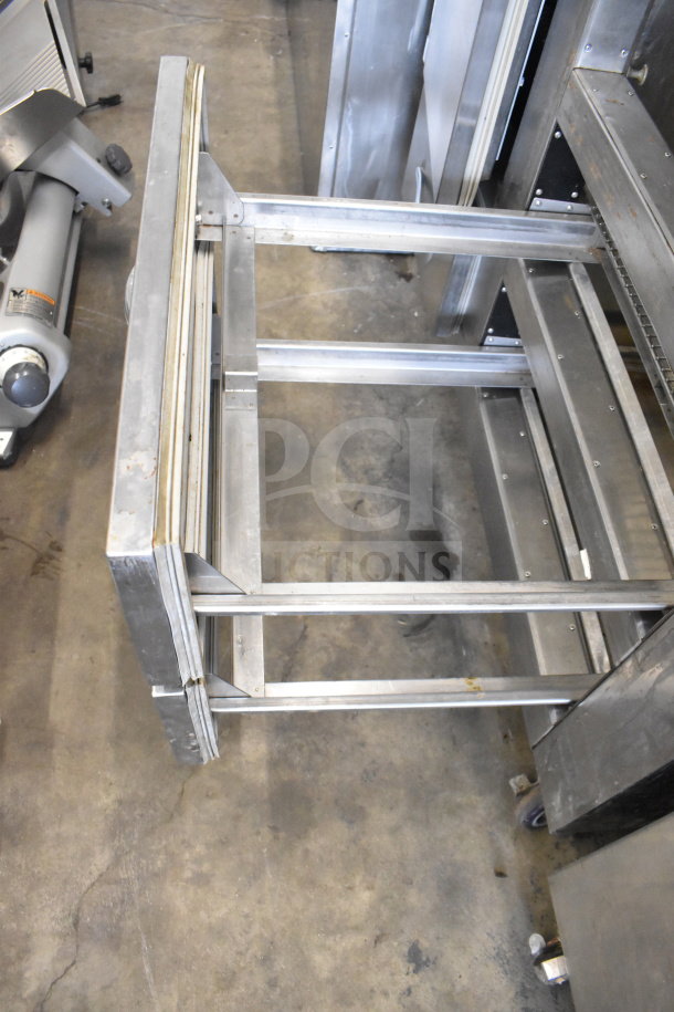 Traulsen RDT 2-24 DUT commercial reach-in frame, stainless steel, 2 doors, 2 drawers, 115V, 1 phase, used condition.
