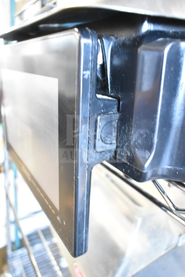 2017 Hobart HTi-7LH26 commercial food scale, no power cord, 120/208-240V, tested and working, close-up of display panel.