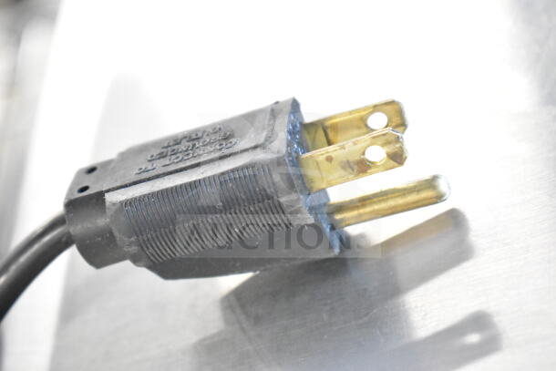 2020 Hobart HTi-7LH4W commercial scale plug detail, 120/208-240V, 1 phase, tested and working, showing prongs and markings.