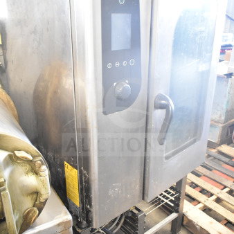 BKI TE101R Combiking Commercial Combi Convection Oven, electric, 208V, 3 Phase, stainless steel, on pan rack, used condition.