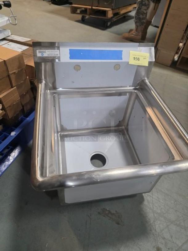 Steelton 24" stainless steel one-compartment commercial sink, model 522CS11818N, no legs included.