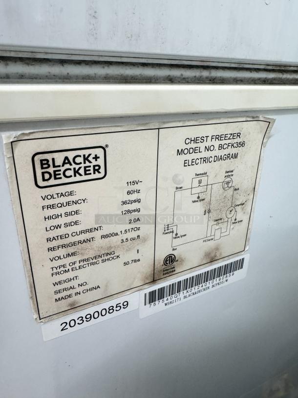 Black+Decker Chest Freezer, model BCFK356, 3.5 cu ft. Voltage: 115V, 60Hz, refrigerant R600a. Electric diagram and serial visible.