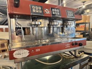 BRASILIA 205EX FNC DIG 3 Espresso machine, red, with three group heads, digital controls, steam wand, used condition.