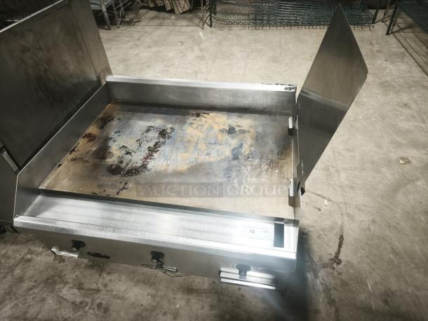 Southbend HDG-36 36" gas griddle, thermostatic controls, well-used condition, 1" steel plate, natural gas.