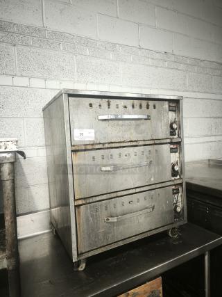 Hatco HDW-3 freestanding warming drawer, three 21.5" compartments, heavy-duty, stainless steel, aged condition, 120v.