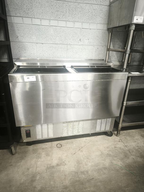Glastender MF48-SF2 under bar commercial glass/mug froster, 48"W x 24"D, stainless steel, 120V, in good condition.