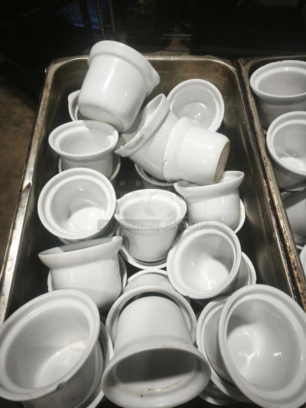 Aluma White Medium Porcelain Pot Pie Dish, features glossy finish, gently used, durable for baking, auction lot includes multiple pieces.