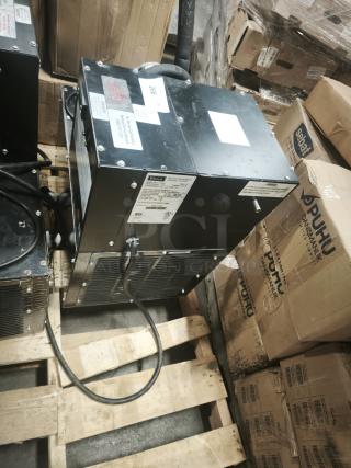 Perlick 4414 Draft Beer System Power Pack with air-cooled design, features one pump. In used condition, visible labels list specifications.