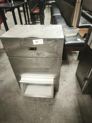 Silver King SKDL25-ESUS2 refrigerated lettuce crisper, stainless steel, visible scratches, ID tag reads "292 QTY".