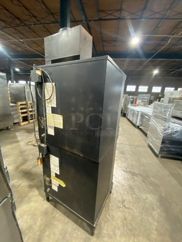 Blodgett Dual-Flow Series double stacked convection oven, stainless steel, gas powered, wired oven rack, solid state thermostat.