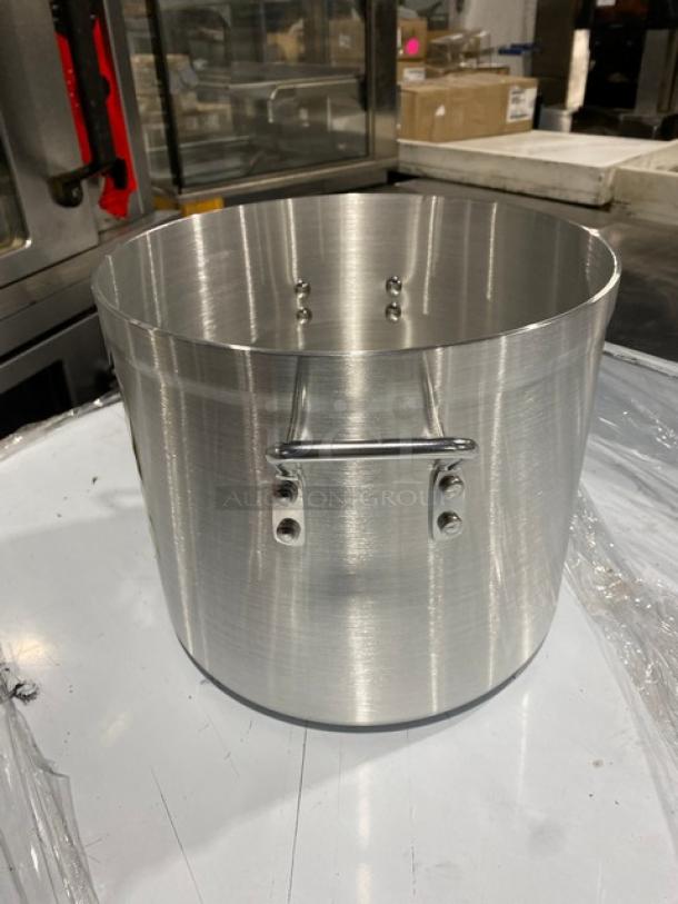 NEW Adcraft Hyperion-3 24 Qt. Aluminum Stock Pot, Model H3SP24. Features riveted handles, commercial-grade, excellent condition.