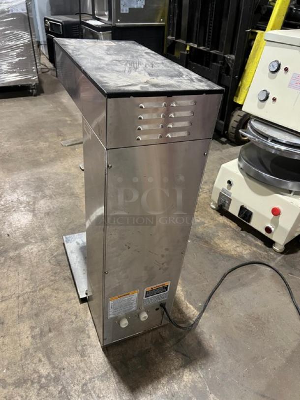 Bunn TB6Q Iced Tea Brewer, stainless steel, 3-gal capacity, electric, Model TB6Q, minor scratches, SN: TB60012247, 120V.