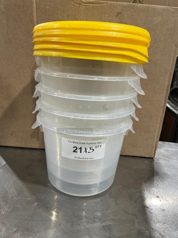 NEW Rubbermaid Commercial 6 Qt. Clear Polycarbonate Food Storage Containers with Yellow Lids, set of 5, new condition.