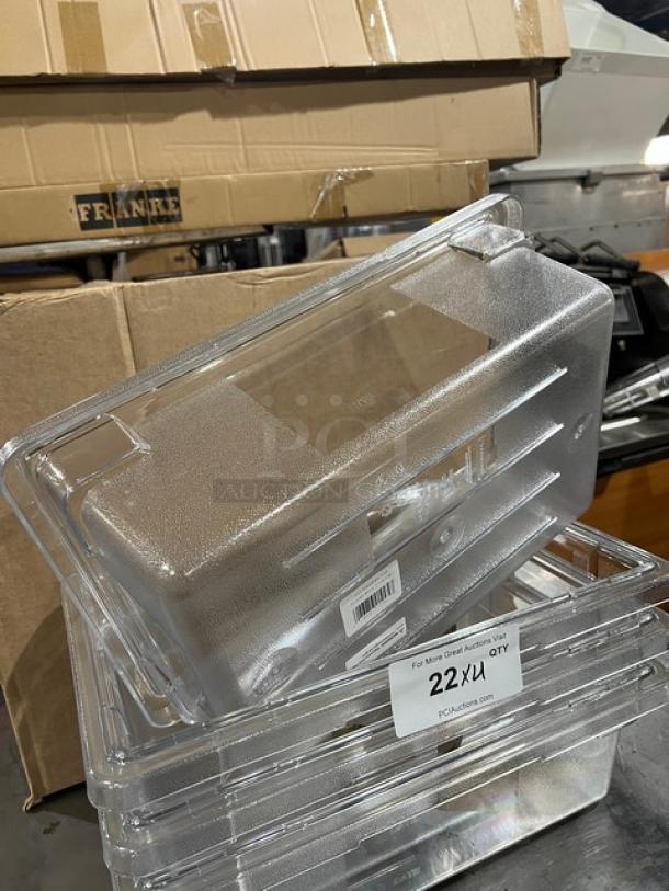 Rubbermaid Commercial 3.5 Gal. Clear Polycarbonate Food Storage Container, Model FG330900CLR, new condition.