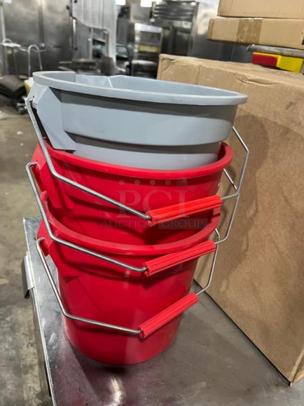 NEW Rubbermaid BRUTE gray and red 14 Qt. round utility buckets, pail-style grip handle, commercial use, stacked view.