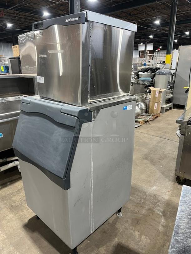 Scotsman Prodigy Series stainless steel ice maker/bin combo, model N0422W-1A/B530P, 115V, 1 phase, on legs, in good condition.