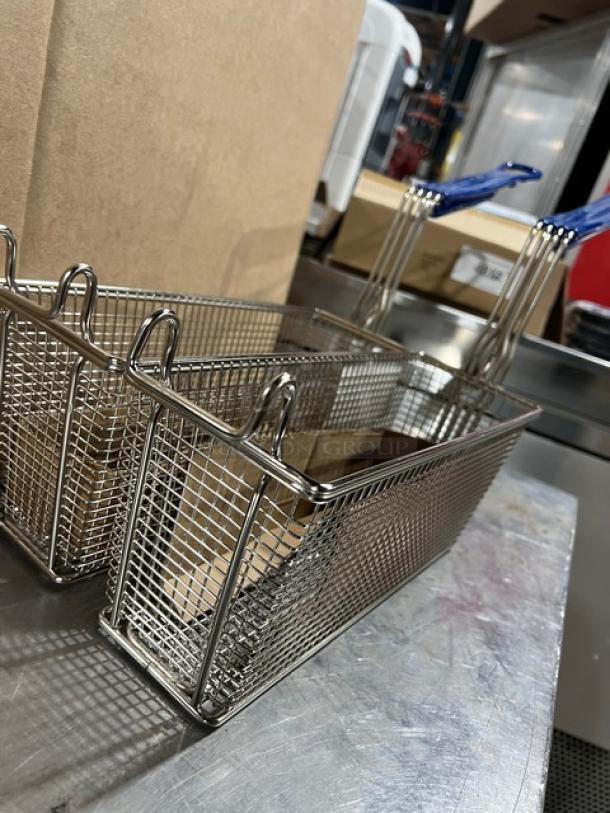 New commercial wired mesh fry baskets with front hook, blue non-slip grip handles. Perfect for high-capacity use.