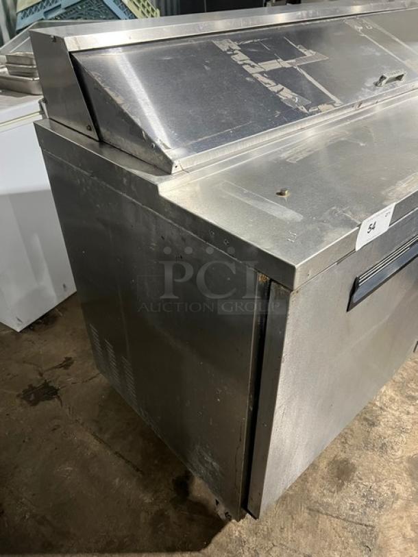 Maxx Cold MXCR60S refrigerated bain marie prep table with poly-coated wire rack. Stainless steel, on casters, 115V, 1 phase.