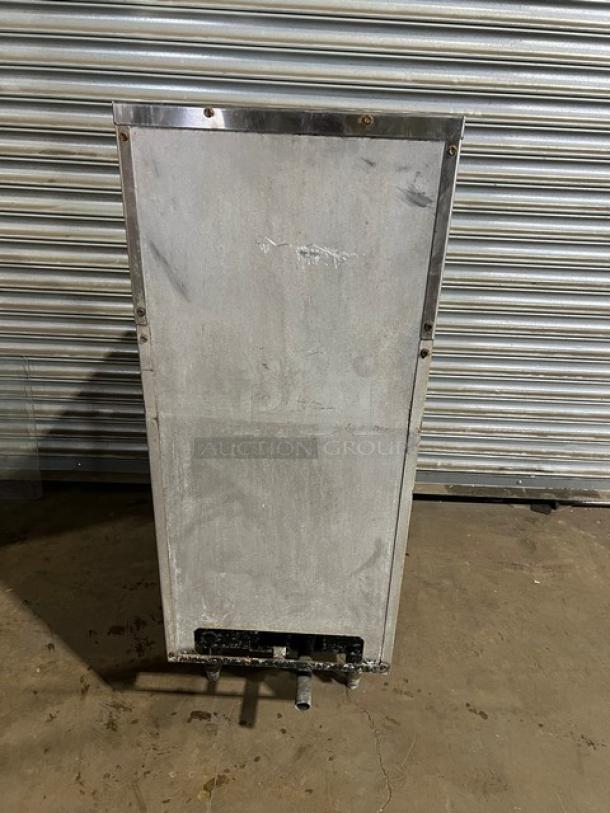 Pitco SRTE electric pasta cooker/rethermalizer, stainless steel, 16.5 gal, with backsplash, digital control, on legs.