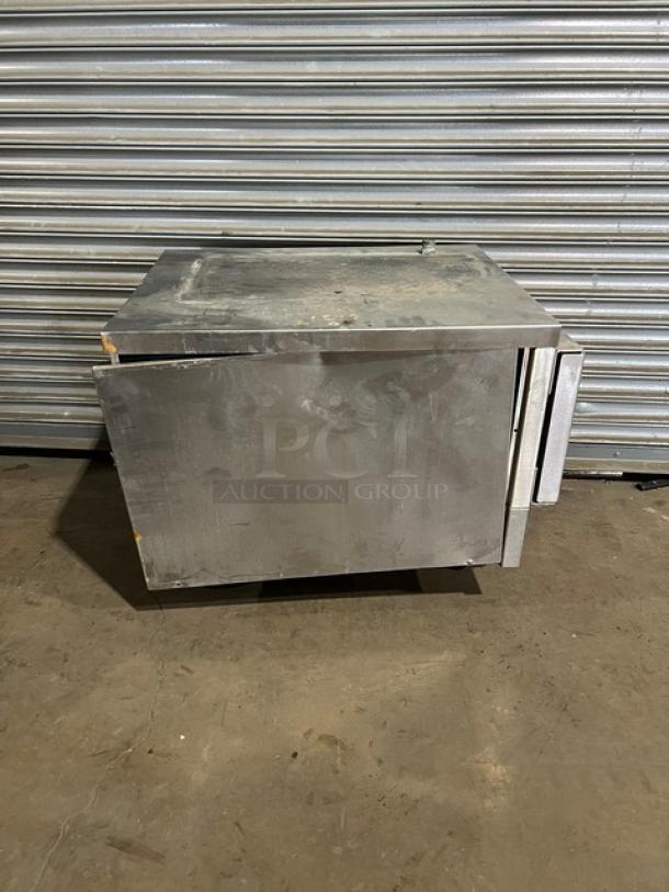 Vulcan C24EA3 Convection Steamer, stainless steel, 3-pan capacity, countertop model with universal pan rack, electric, fair condition.