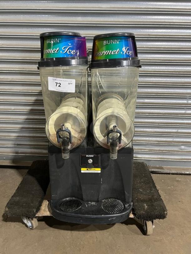 Bunn Granita Series CDS2 slushy machine with twin 3-gal hoppers, stainless steel, drip tray, model CDS2, 120V, good condition.