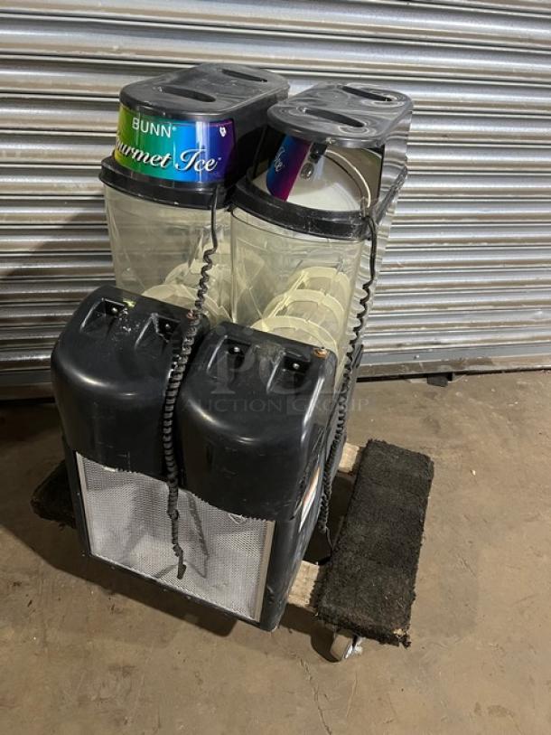 Bunn Granita Series CDS2 commercial stainless steel beverage machine with two 3-gal hoppers, drip tray, and 120V power.