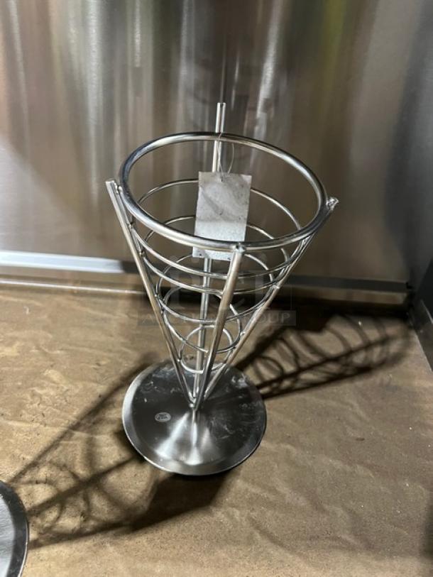 American Metalcraft SS59 stainless steel conical serving basket, 5" round, 9" height, new condition.